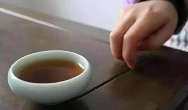 點(diǎn)解廣東人飲茶一定要去茶樓？