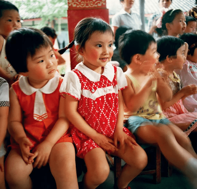 時光難再：60張照片回顧80年代的童年