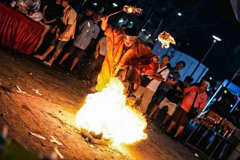 《破·地獄》破紀(jì)錄：傳統(tǒng)廣東葬儀是迷信or風(fēng)俗？